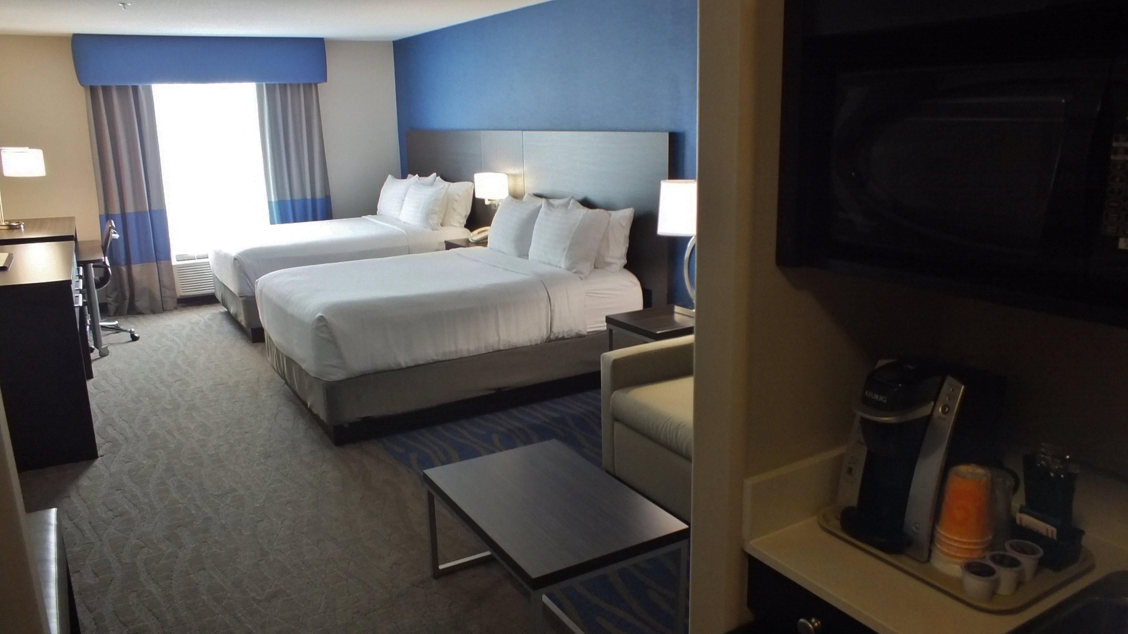 Holiday Inn Hotel & Suites Regina, An Ihg Hotel Exterior photo